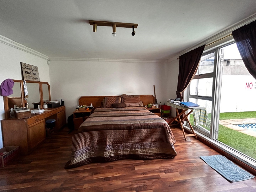 5 Bedroom Property for Sale in Colorado Park Western Cape
